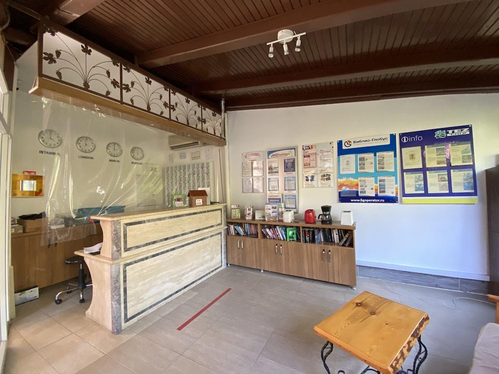 Melissa Garden Apart Hotel Side Bagian luar foto