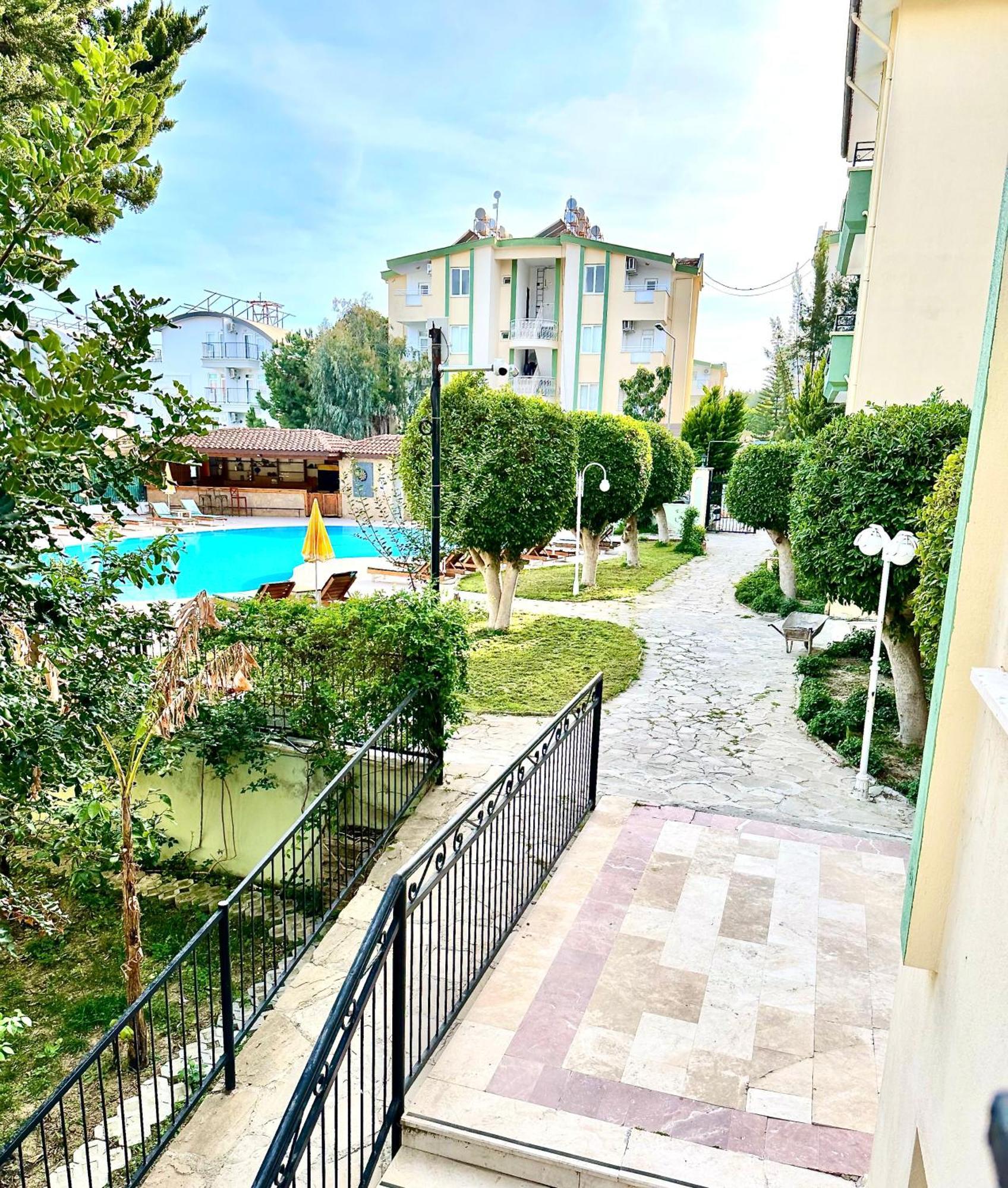 Melissa Garden Apart Hotel Side Bagian luar foto